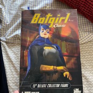Batgirl classic 13” deluxe figure